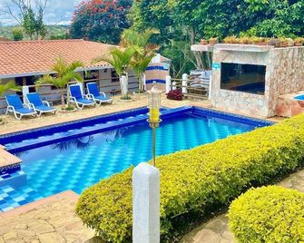 Hotel boutique Santa Clara Mesa de los Santos - Los Santos - Piscina