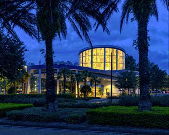 Holiday Inn Resort Orlando Suites - Waterpark by IHG - Orlando - Edificio
