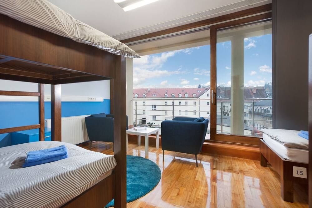 Hostel Bureau - זאגרב - חדר שינה