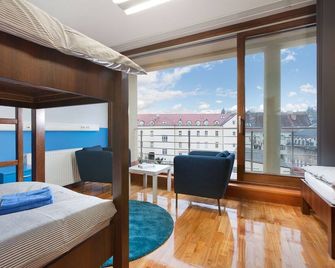 Hostel Bureau - זאגרב - חדר שינה