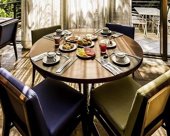 Novotel Três Figueiras - Porto Alegre - Phòng ăn