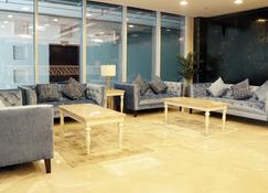 Vita Suites - Manama - Front desk