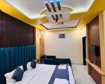 Strawberry Homes Mahabaleshwar - Mahabaleshwar - Habitación