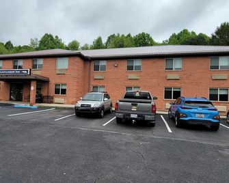 Mountaineer Inn - Union (Barbour County) - Budova
