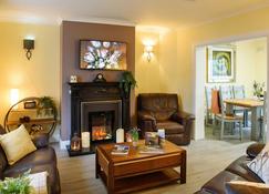 Waterfront Self Catering Houses - Carrick-on-Shannon - Living room