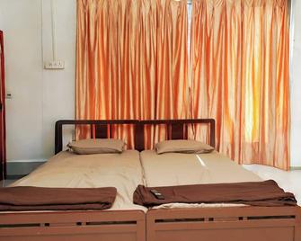 Sam's Outhouse Stay - Bombay - Habitación