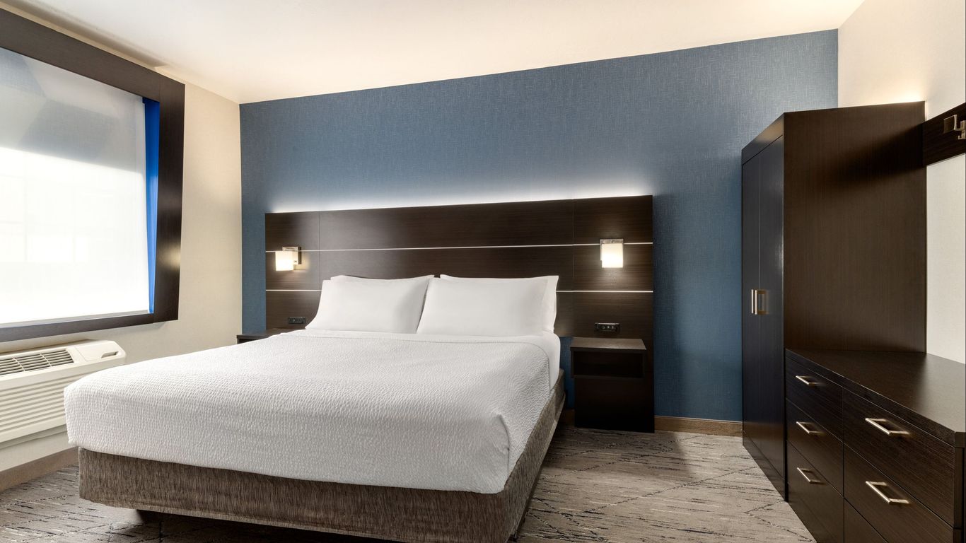 Holiday Inn Express & Suites Eugene Downtown - University By IHG