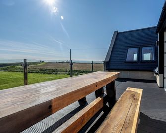 4 bedroom accommodation in Collieston, near Ellon - Ellon - Balkon
