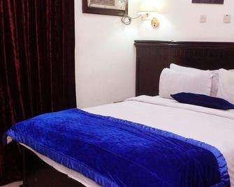 Maas Central Hotel, Port Harcourt - Port Harcourt - Bedroom