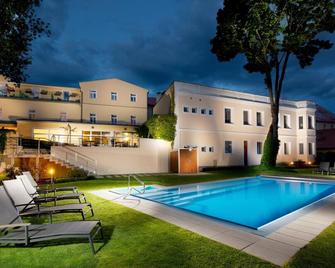 Hotel Reza - Franzensbad - Pool