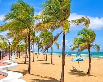 Cozy condo mins from mall, beach, casino, airport - Margate - Beach