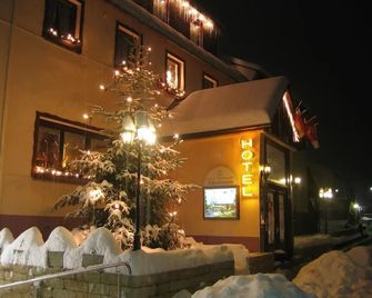 Hotel Thielmann - Mittenaar - Building