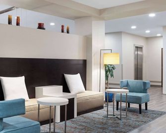 La Quinta Inn & Suites by Wyndham Wenatchee - 韋納奇 - 休閒室