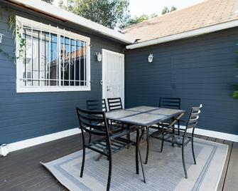 Modern Cottage near many conveniences - Oakland - Patio