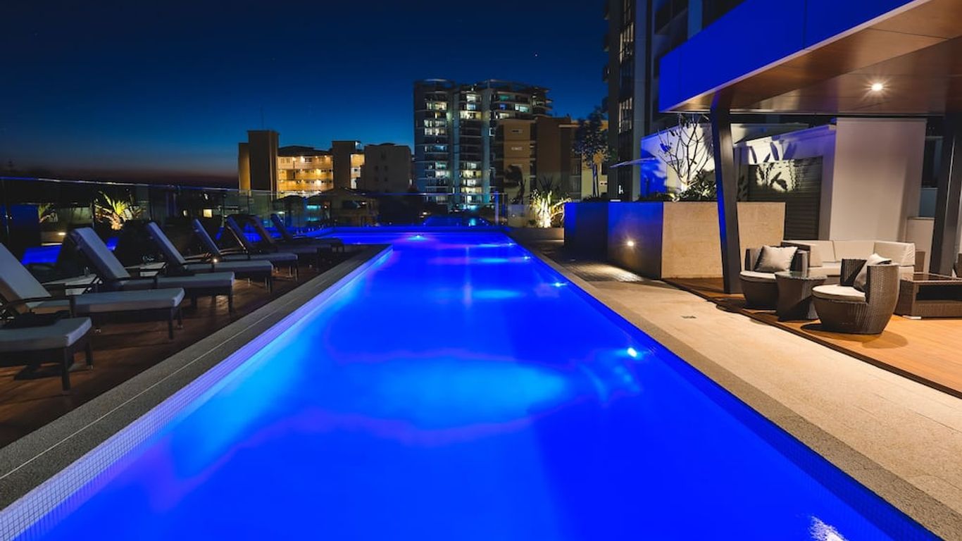 أيكونيك كيرا بيتش ريزورت