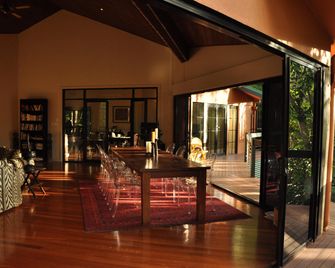 Escarpment Retreat & Day Spa for Couples - Mount Tamborine - Recepción