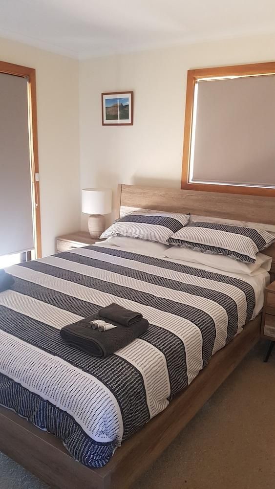 Parndana Hotel Cabins