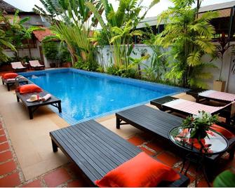Encore Angkor Residence - Ciudad de Siem Riep - Piscina