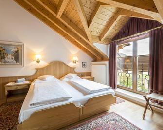 Hotel Gratschwirt - Dobbiaco/Toblach - Bedroom