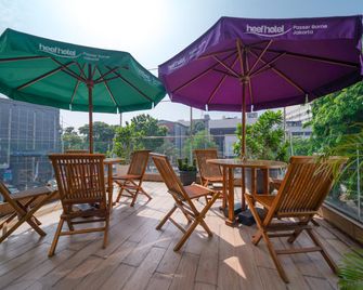 Heef Hotel - Yakarta - Patio