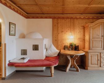 Hotel Schwarzer Adler - Tannheim