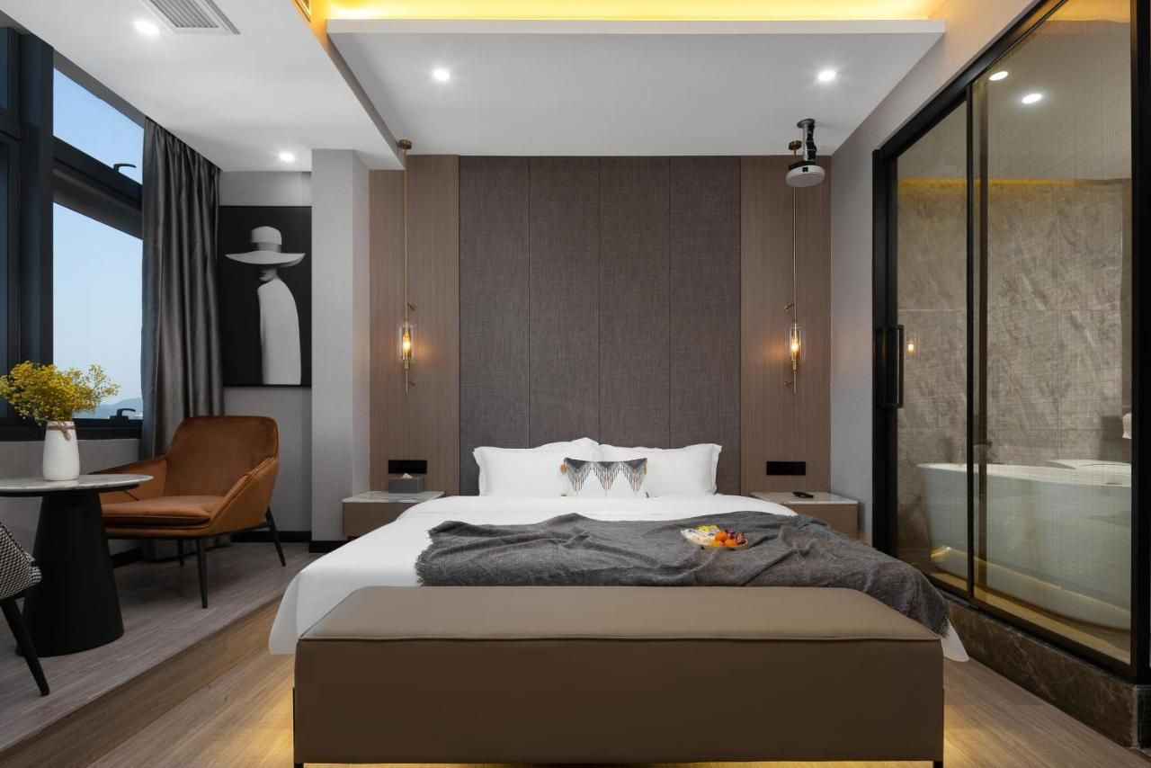 Yunmu International Hotel Chongqing Jiefangbei Pedestrian Street Branch thumbnail 2
