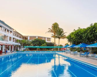 Las Poncianas Hotel Casma - Casma - Piscina