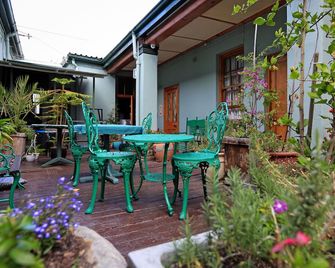 Central Hotel Guest House - Simon's Town - Uteplats