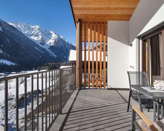Chalet-Suite Panorama - Mühlwald - Balcón