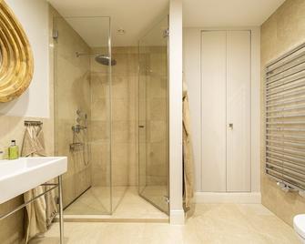 Villa Möwe Souterrain Wohnung 07 - Heiligendamm - Bad