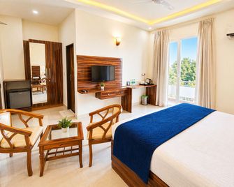 Dwelling Residency - Greater Noida - Schlafzimmer