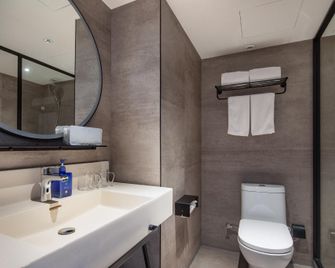 Hanting Hotel Nanchang Bayi Square Fuzhou Road - Nanchang - Bedroom