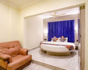 Via Priceless - Bombay - Habitación