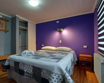Hostal La Base - Puerto Natales - Bedroom