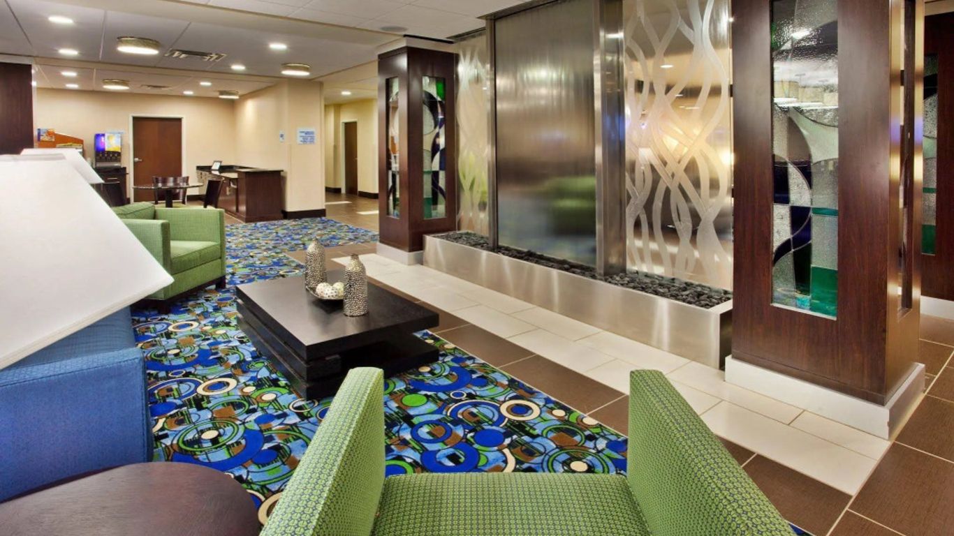 Holiday Inn Express & Suites Atlanta Arpt West - Camp Creek By IHG