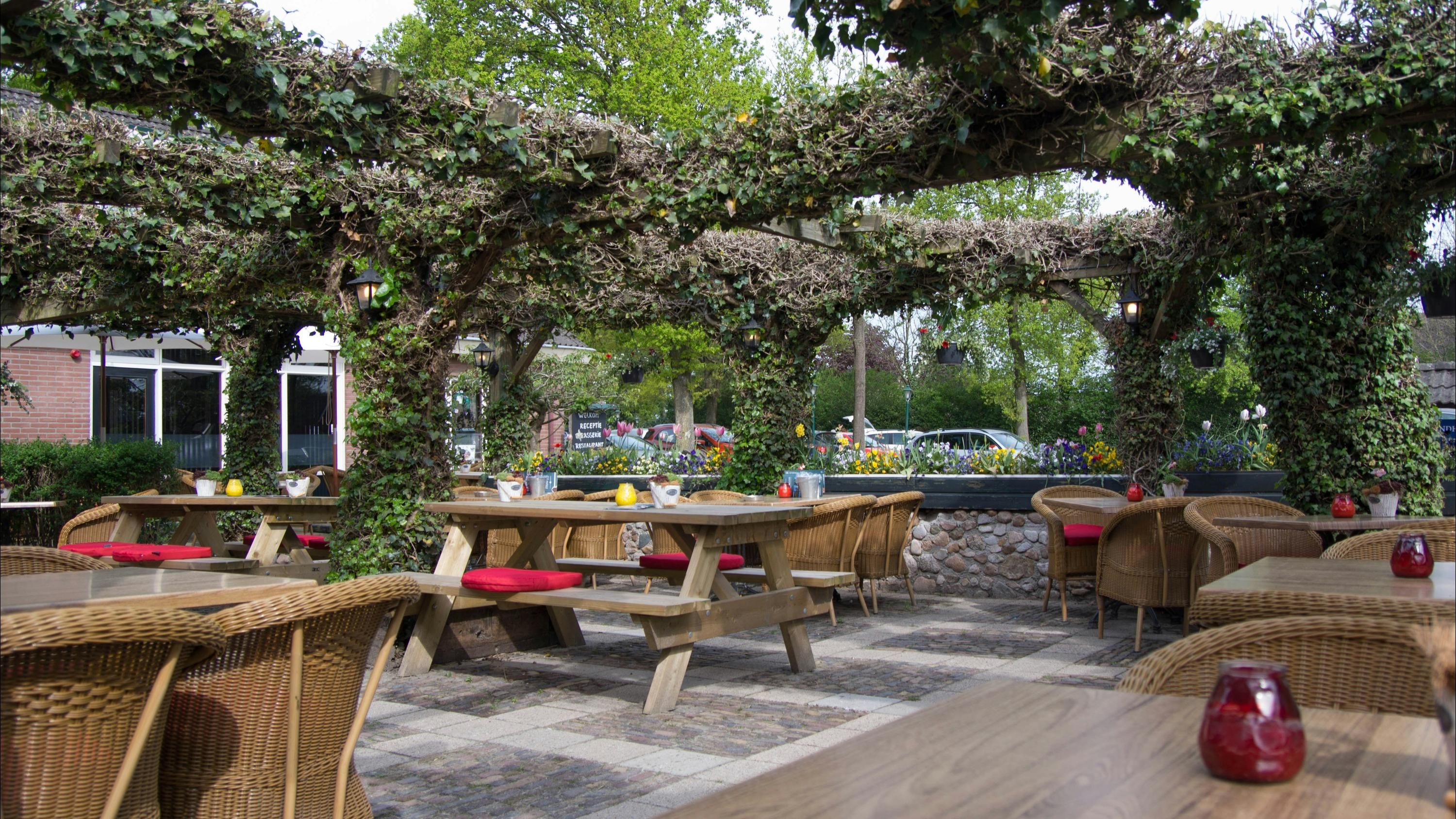 Fletcher Landhotel De Borken - Dwingeloo - Патіо