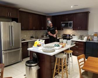 Riverview B&b - Lansdowne - Restaurant