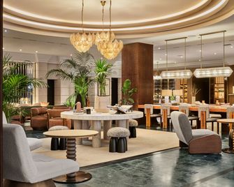 Hotel Bristol Berlin By IHG - Berlin - Bangunan