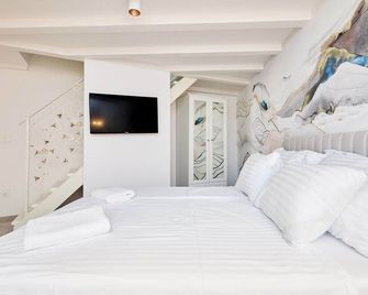 Karma Suites by Dominium - Дубровник - Спальня