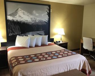 Super 8 by Wyndham Kennewick - Kennewick - Bedroom