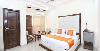 OYO 5691 Hotel Eurasia - Chandigarh - Habitación