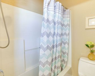 Luxe Bay View Home Near Sf, Berkley And - Hercules - Baño