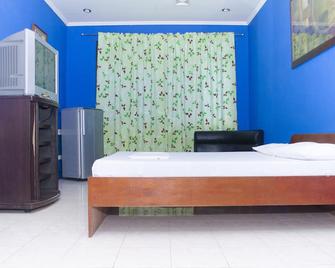 Little Falls Inn Tagaytay - Tagaytay - Bedroom