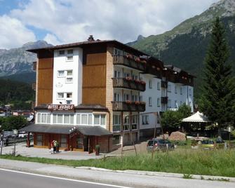 Hotel Andalo - Andalo - Building