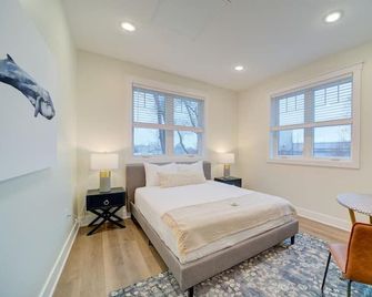 Stay on Clay - Suite #6 - Muskegon - Slaapkamer