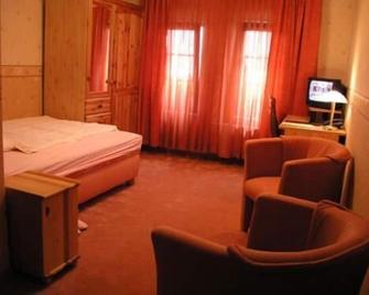 Hotel Am Rathaus - Menden - Спальня