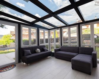 house of cat - Grottaferrata - Living room