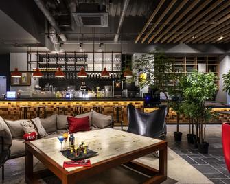 ibis Osaka Umeda - Ô-sa-ka - Bar