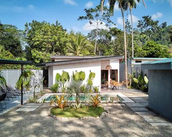 Villas y Casa Dìwö - Puerto Viejo - Hone Creek - Vista del exterior