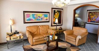 Plaza del General - Tegucigalpa - Living room